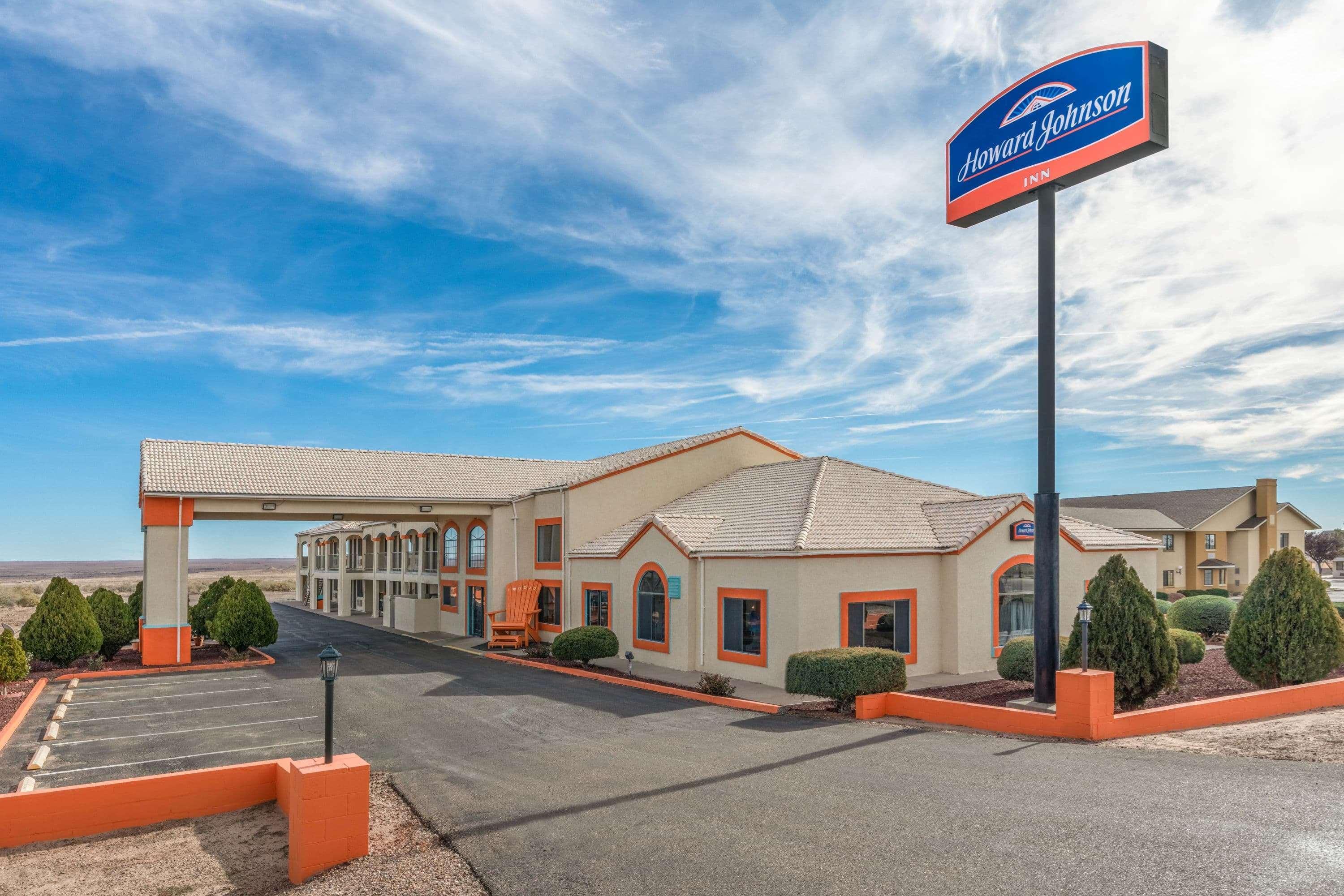 Howard Johnson By Wyndham Holbrook Exterior photo